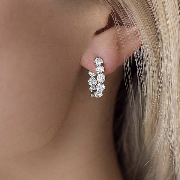 Gumuchian Platinum Diamond Hoop Earrings